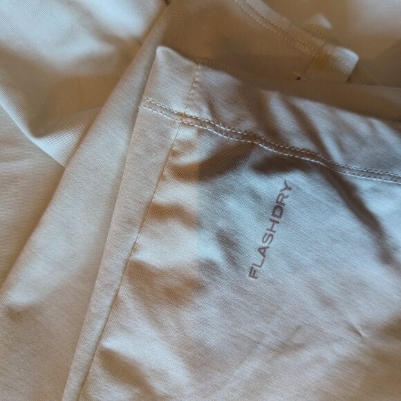 Girls North Face Amphibious long sleeve rash guard - Picture 3 of 6